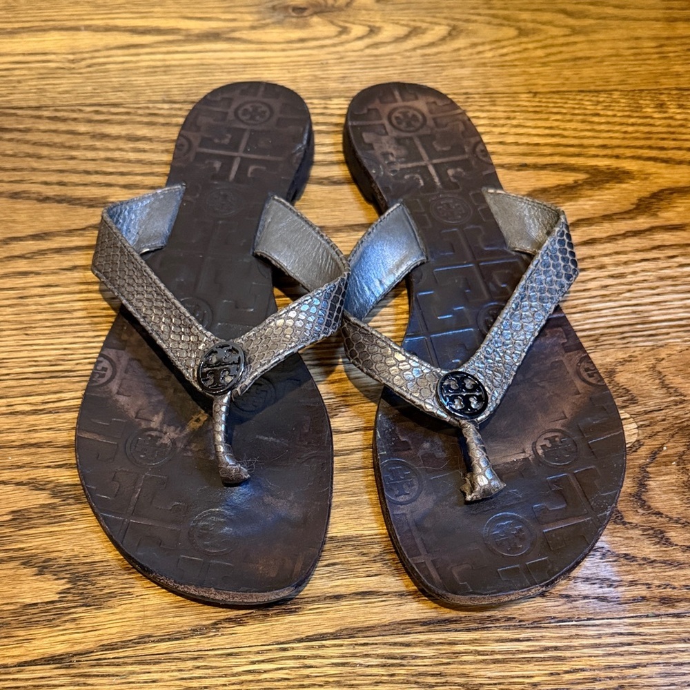 Tory Burch Bronze/Silver Metallic Silver Snakeskin Flip Flops